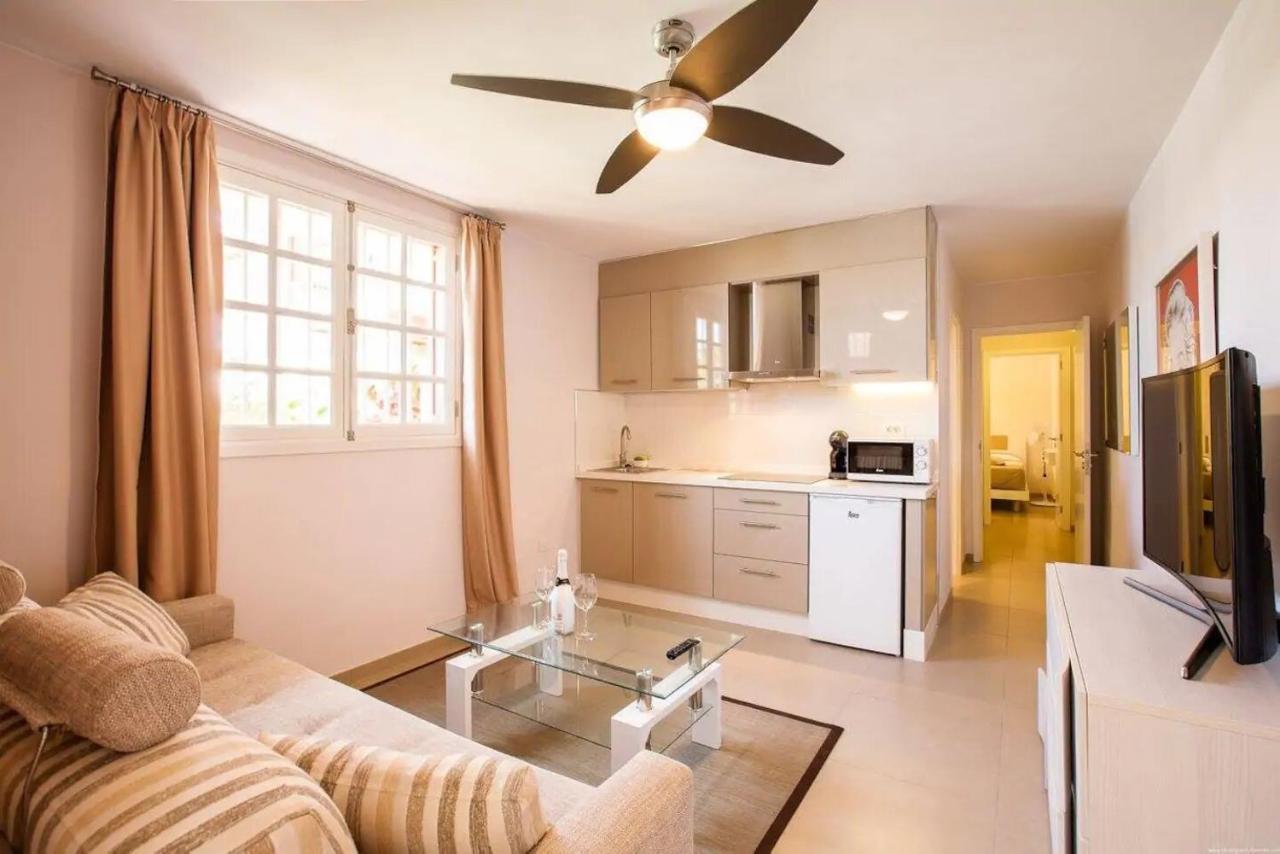 1 Bedroom Apartment For 4 People In Tenerife Costa Adeje  Exteriér fotografie