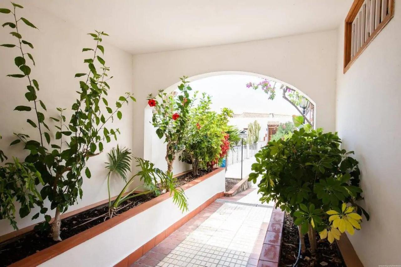 1 Bedroom Apartment For 4 People In Tenerife Costa Adeje  Exteriér fotografie